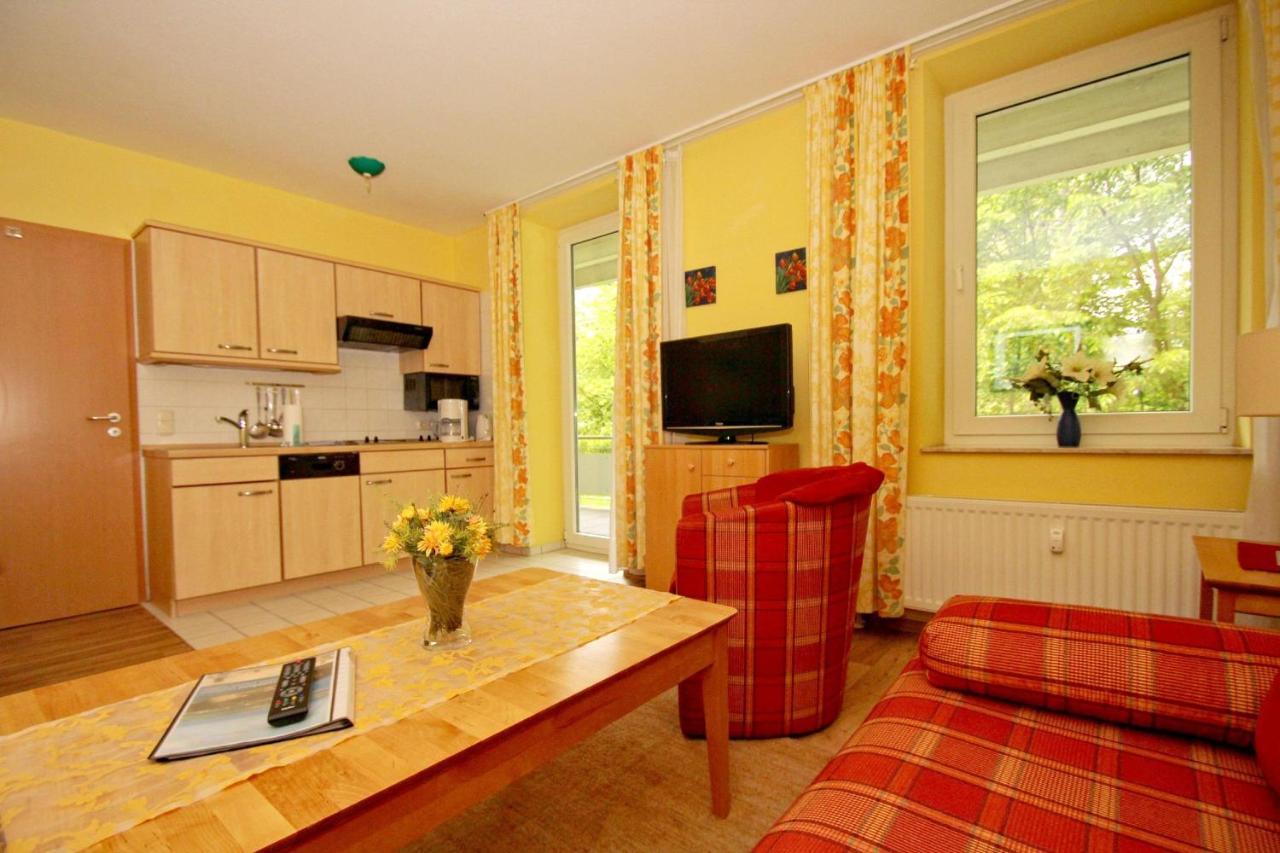 Strandnah, Balkon, Ahoi Erlebnisbad In Sellin Gratis - Strandresidenz Brandenburg Fewo 08 奥斯特巴德·哥伦 外观 照片